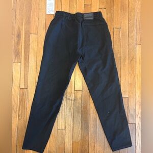 lululemon athletica Black utilitech pull on pants -classic fit men’s M